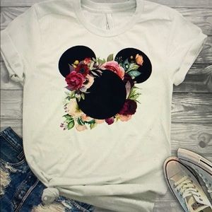 Women’s Graphic Tee